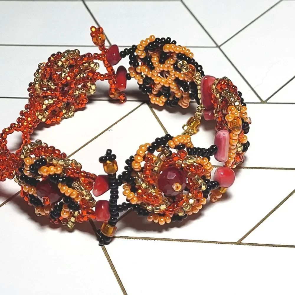 Vintage handmade beaded bracelet